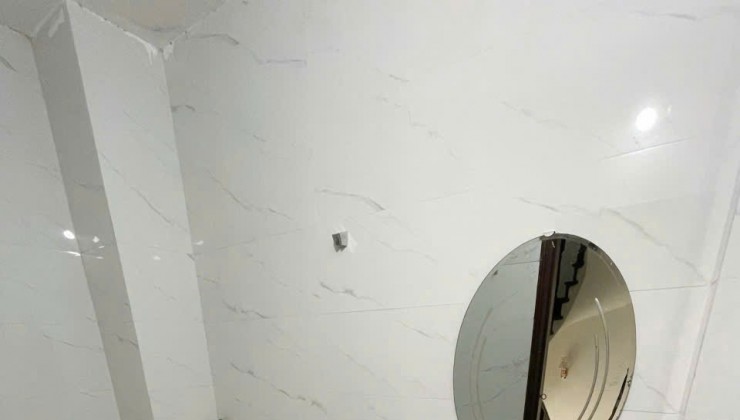 CHO THUÊ NHÀ NGUYÊN CĂN KHUẤT DUY TIẾN, QUẬN CẦU GIẤY, 55m2x 4 tầng, 22 Triệu